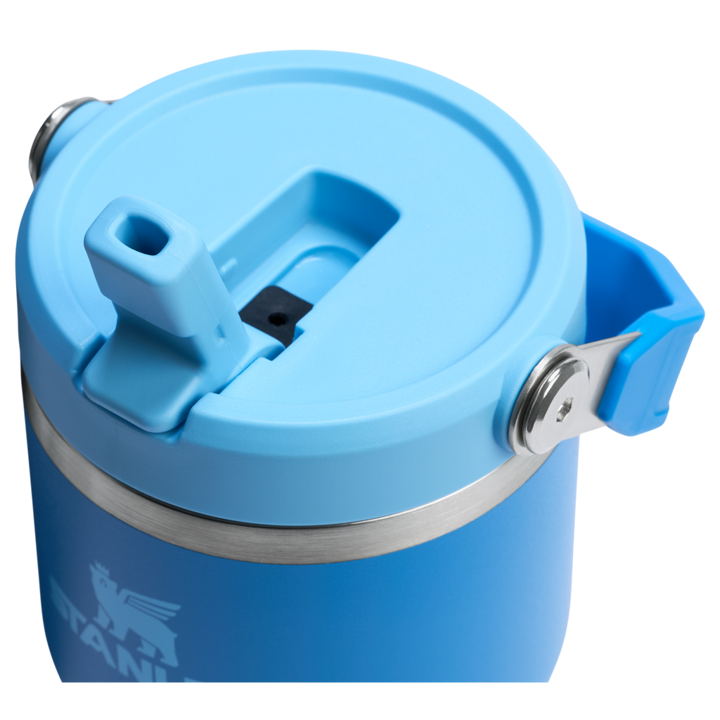 The IceFlow™ Flip Straw Tumbler | 20 OZ - Stanley Create